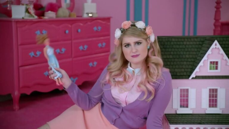 0457 Meghan Trainor - All About That Bass
