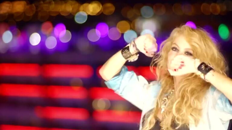0515 Juan Magan ft Paulina Rubio DCS - Vuelve
