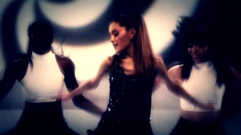 0573 Ariana Grande feat. Iggy Azalea - Problem