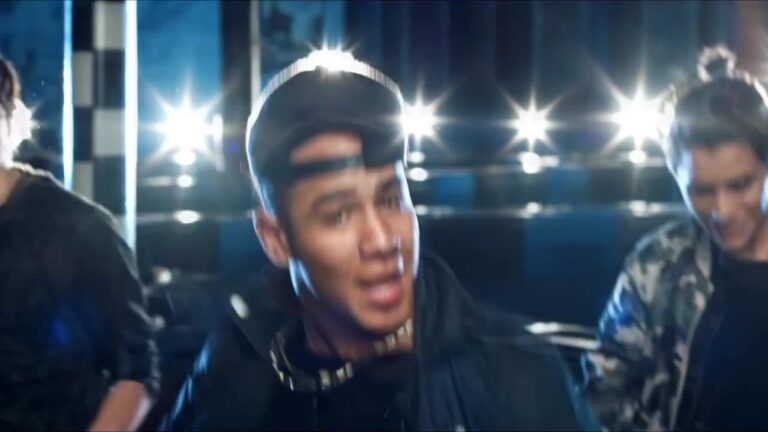 0603 CNCO - Reggaeton Lento